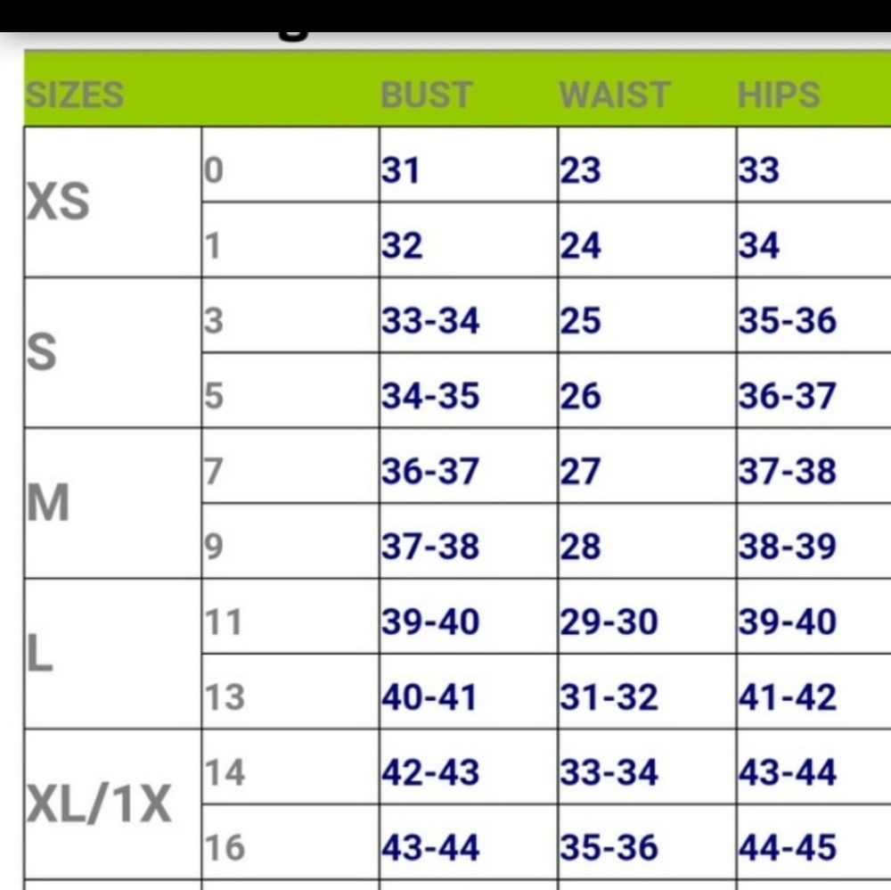 Stunning Cross Over Open Back Top - Picture 8 of 8